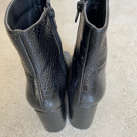 Croc ankle booties - Picture 3 of 4